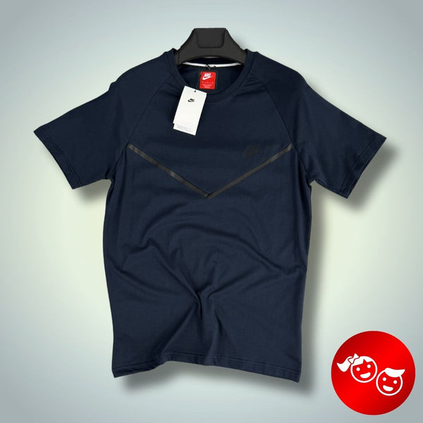 Koszulka dziecięca Nike Tech Fleece, granatowa. Model 2024. Jakość premium