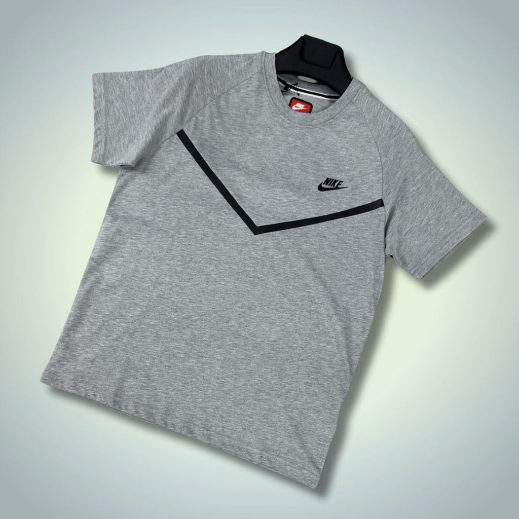 Koszulka męska Nike Tech Fleece, klasyczna szarość. Model 2024. Jakość premium