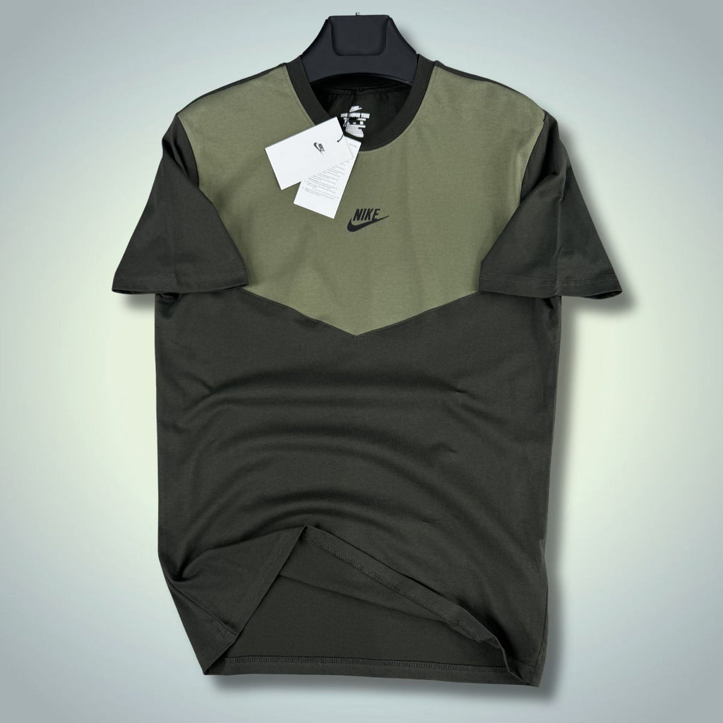 Męska zielono-oliwkowa koszulka Nike Tech Fleece. Model 2026. Jakość premium