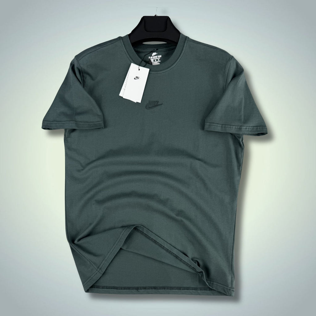 Męska zielono-ogrodowa klasyczna koszulka Nike. Jakość premium