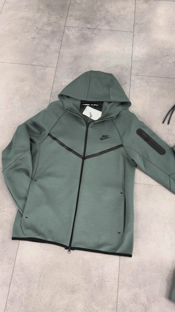 Nike Tech Fleece męski komplet, szałwiowa zieleń. Model 2024. Premium jakość