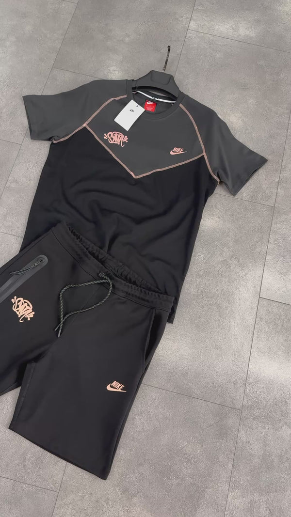 Komplet męski Nike x Syna World Tech Fleece ze spodenkami, czarno-grafitowy. Jakość premium