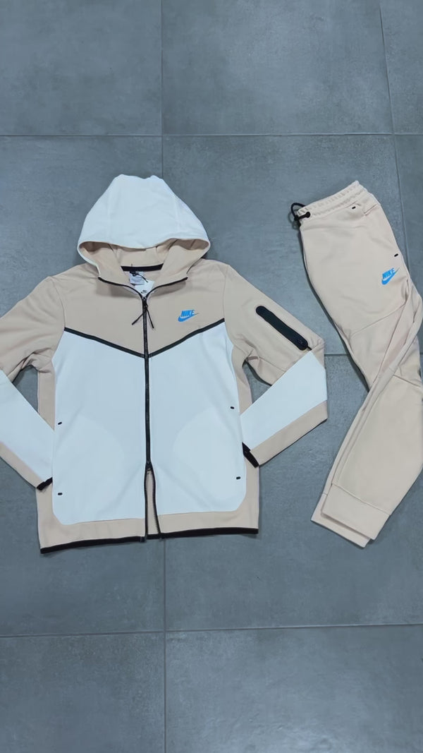 Męski dres Nike Tech Fleece, beżowy i biały. Najwyższa jakość