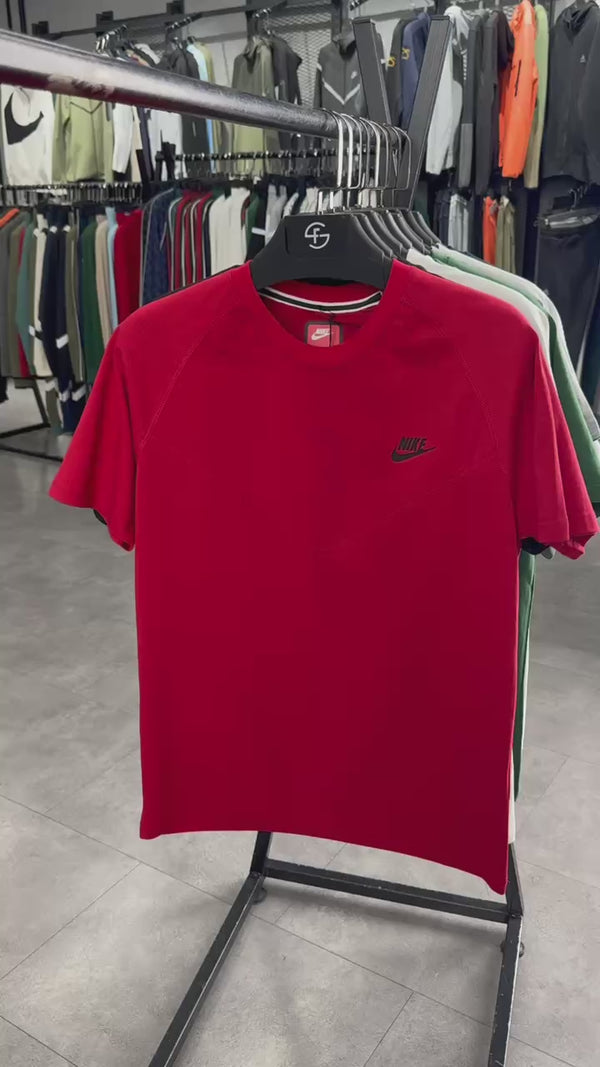 Koszulka męska Nike Tech Fleece, biaława. Model 2023. Jakość premium