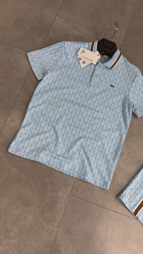Komplet letni męski Lacoste, polo żakardowe, jasnoniebieski. Jakość premium